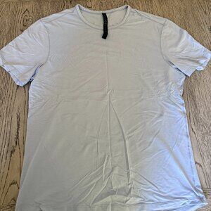Lululemon Men's 5 Year Basic T-Shirt Light Blue (XL)